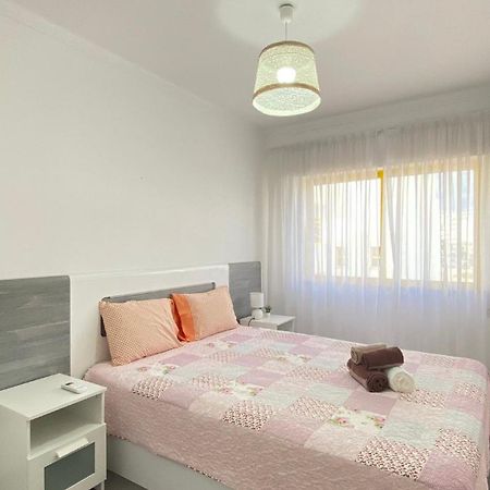Quarteira Frente Praia II By Homeslow Rentals Dış mekan fotoğraf