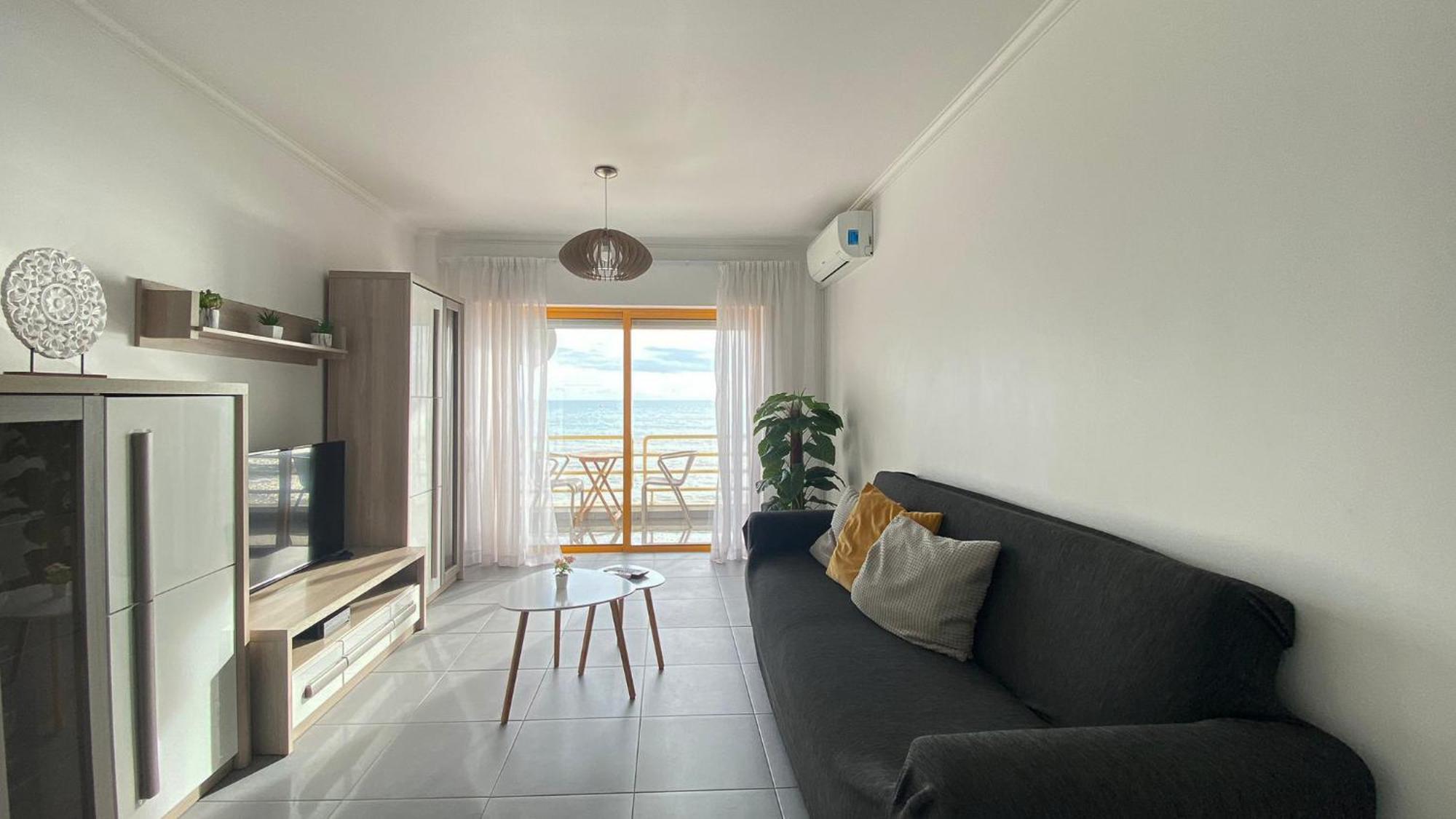Quarteira Frente Praia II By Homeslow Rentals Dış mekan fotoğraf