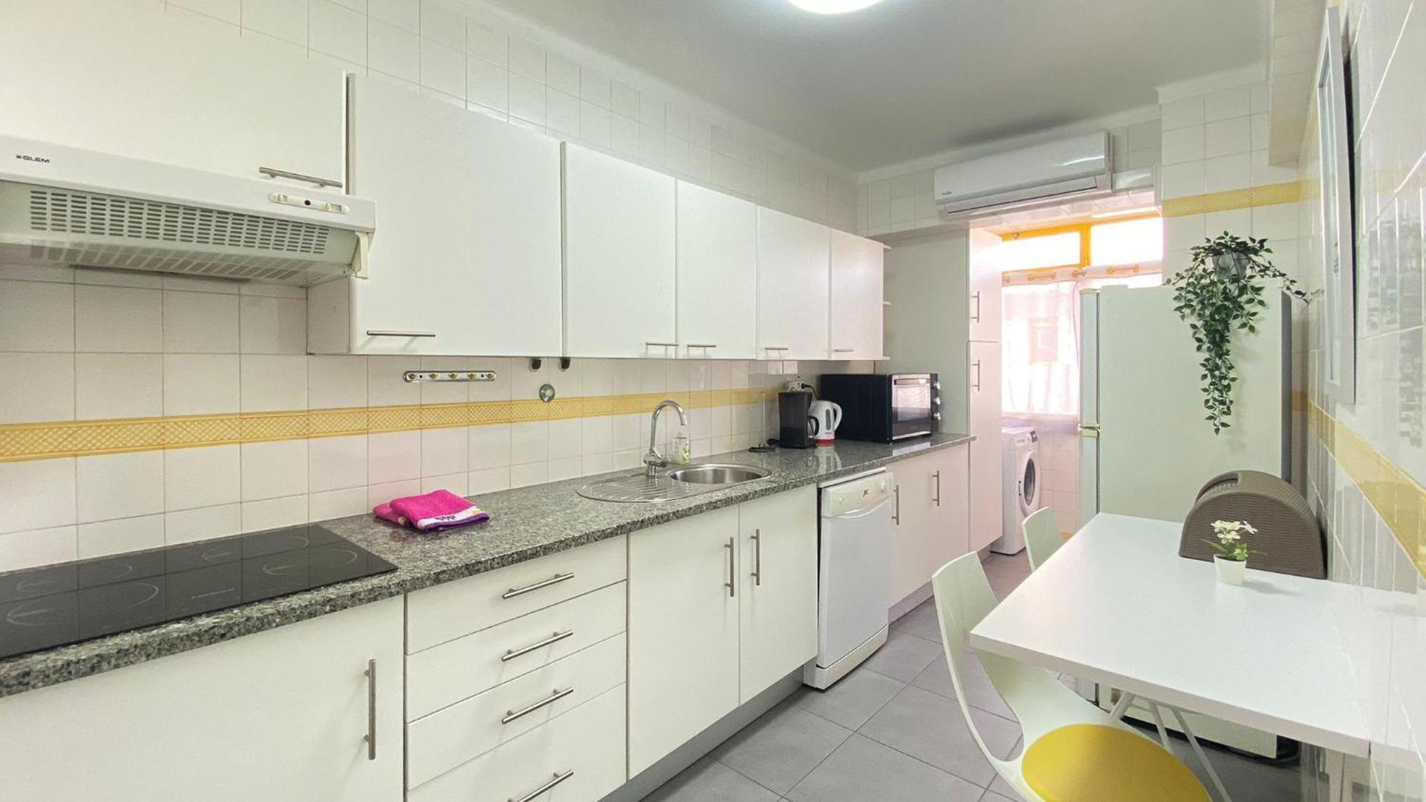 Quarteira Frente Praia II By Homeslow Rentals Dış mekan fotoğraf